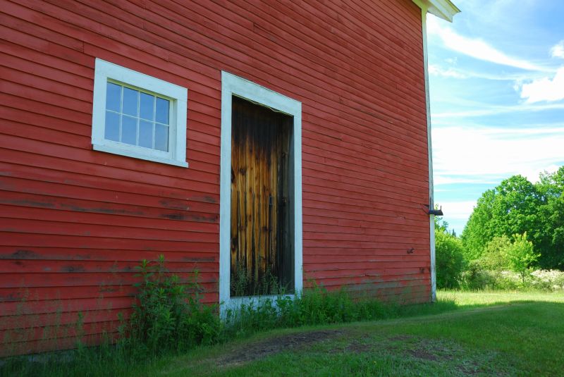 Wood Barn Siding Installation in Soddy Daisy, TN
